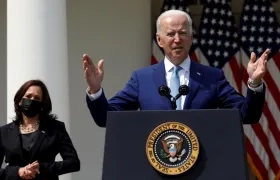 Joe Biden, presidente de Estados Unidos, a su derecha Kamala Harris, vicepresidente.