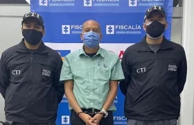  Carlos Fernando Melo Narváez, solicitado en extradición por cargos de narcotráfico, terrorismo y porte de armas de fuego.