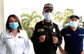 El Comandante de la Policía Metropolitana GR Diego Rosero, explicando lo sucedido.