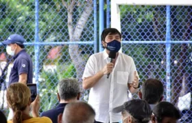 El alcalde en el Parque Calancala