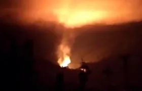 Así se iluminó el cielo con las llamas tras la rotura del gasoducto de Promioriente en Norte de Santander.