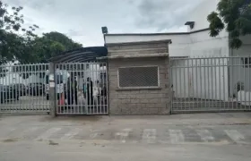 La víctima fue llevada a la Clínica Adela de Char de Soledad. 