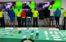 Los ocho capturados en Cartagena.