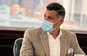 Director del Invima, Julio César Aldana.