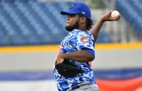 Eduar López, abridor de Caimanes. 