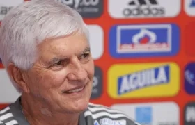 Julio Comesaña, entrenador del Junior. 