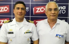 Los capitanes Carlos Uribe y Javier Rodríguez. 