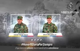 Los soldados Edgar Amo González y Oneider de Jesús Trejos.