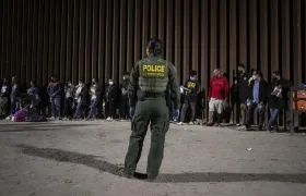 Del plan están excluidos los deportados de EE.UU. en los últimos cinco años, entre otros.