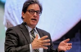 Alberto Carrasquilla.