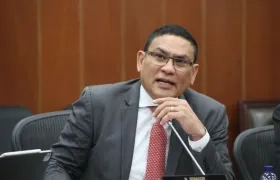 Senador Didier Lobo Chinchilla. 