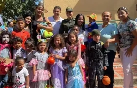 Los niños de Suan homenajeados por la Alcaldía en el Día de los Angelitos.