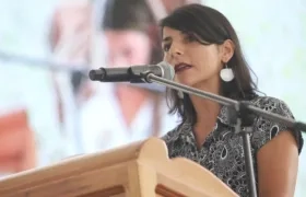 Irene Vélez, Ministra de Minas.