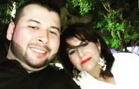 José Elías Gutiérrez Ariza y su mamá Íngrid Ariza Manjarrés.