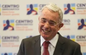 Álvaro Uribe Vélez.
