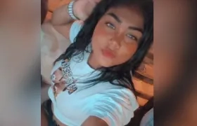 Estefany De La Rosa Genes, víctima de bala perdida.