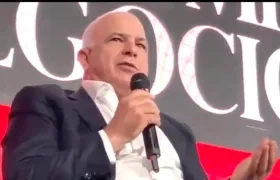 Christian Daes, COO de Tecnoglass durante el foro de la revista Forbes.