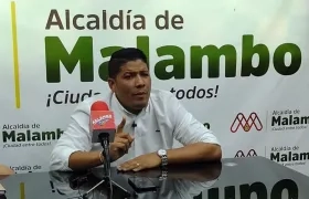 El alcalde de Malambo, Rumenigge Monsalve.