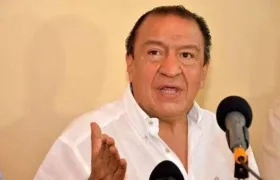 Efraín Camargo Salamanca.