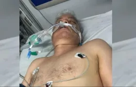 El paciente está sin identificar y se publica la foto para lograr hallar a su familia. 