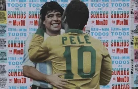 El mural de los dos astros del fútbol mundial adorna la Avenida Paulista. 