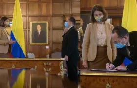 Héctor Arenas Neira se posesionó como embajador en Rusia ante la Vicepresidenta y Canciller Marta Lucía Ramírez.