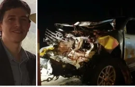 Estado de la camioneta tras el accidente, en recuadro Enrique Vives.