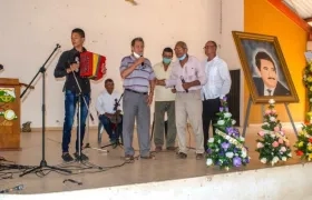 Homenaje de artistas guamaleros al maestro Julio Erazo.