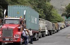 Sector transportador de carga afectado por atentados.