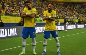 Locas Paquetá y Neymar. 