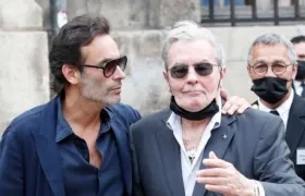 Anthony y su padre Alain Delon.