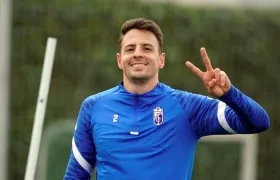 Santiago Arias, defensa colombiano. 