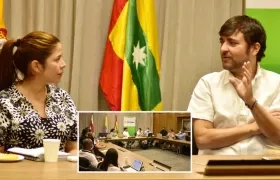 Laura Pabón, subdirectora general de Prospectiva y Desarrollo de Planeación y el Alcalde Jaime Pumarejo.