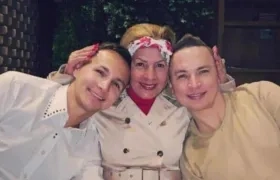 Jhonier, la mamá, Marleny; y su hermano Mauricio.