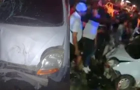 Así quedaron los vehículos involucrados en el accidente en la vía Oriental.