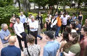 El Embajador Philip Goldberg presidiendo el acto en Barranquilla.