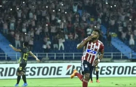 El goleador Miguel Ángel Borja celebrando ante Oriente Petrolero.
