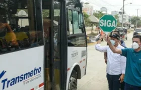 Alcalde de Soledad, Rodolfo Ucrós, habilitó acceso por la carrera 30.