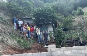 Lugar donde fue asesinada la mujer y sus dos hijos.