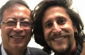 Gustavo Petro y Sebastián Guanumen.