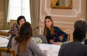 La jefa de Gabinete, María Paula Correa, en la reunión de las comisiones de empalme este viernes.