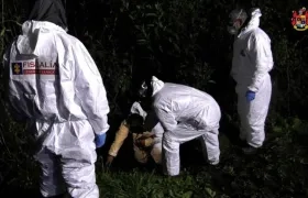 La Fiscalía en levantamiento del cuerpo hallado cerca de Zipaquirá.