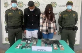 La pareja capturada.