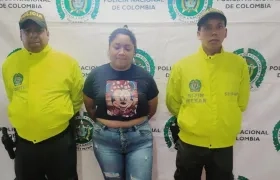 Capturada por hurto electrónico. 