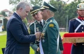 Presidente Iván Duque y el General Eduardo Enrique Zapateiro