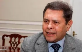 Carlos Mattos Barrero.  