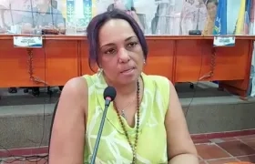 La Secretaria General de la Alcaldía de Soledad Amalfi Gaviria, sustentando el proyecto en el Concejo.