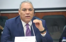 Senador José David Name Cardozo.