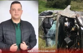 Iván Mindiola, cantante de música vallenata y el vehículo accidentado.