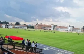 En la Escuela José María Córdova esperaban al Presidente Petro.